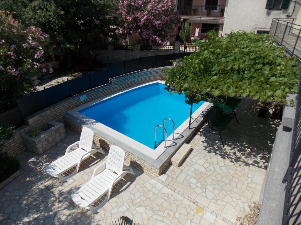 Aurelia Apartment Ližnjan Exterior foto
